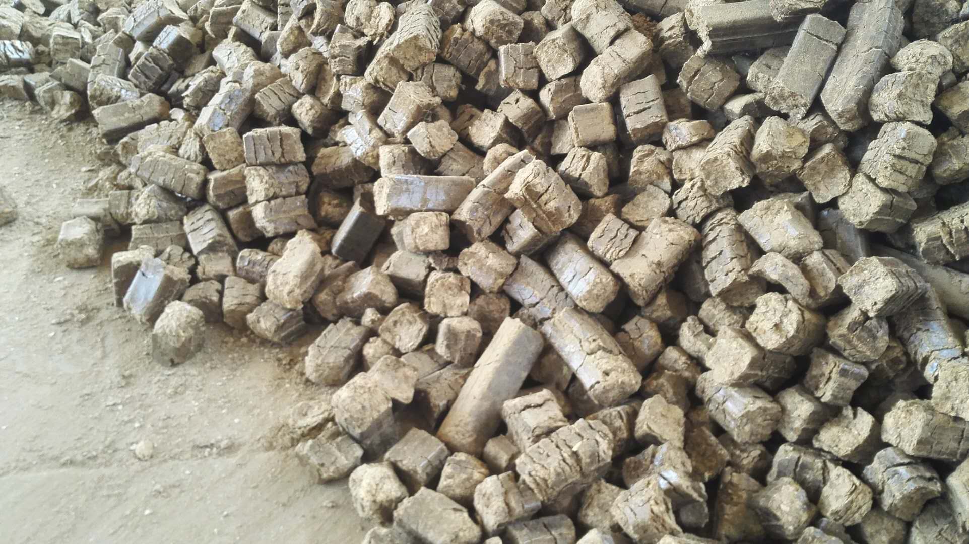 【湖北湖北生物質(zhì)顆粒燃料多少錢:好用嗎?】- 